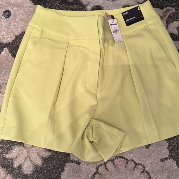 BNWT Express blazer and shorts suit - Picture 2 of 4